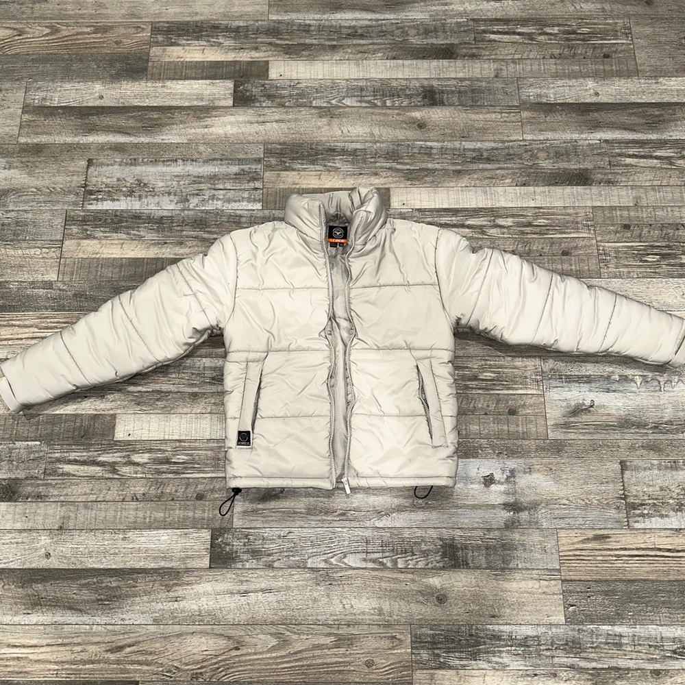 Silver / Metallic Neutral-Tone Puffer Jacket